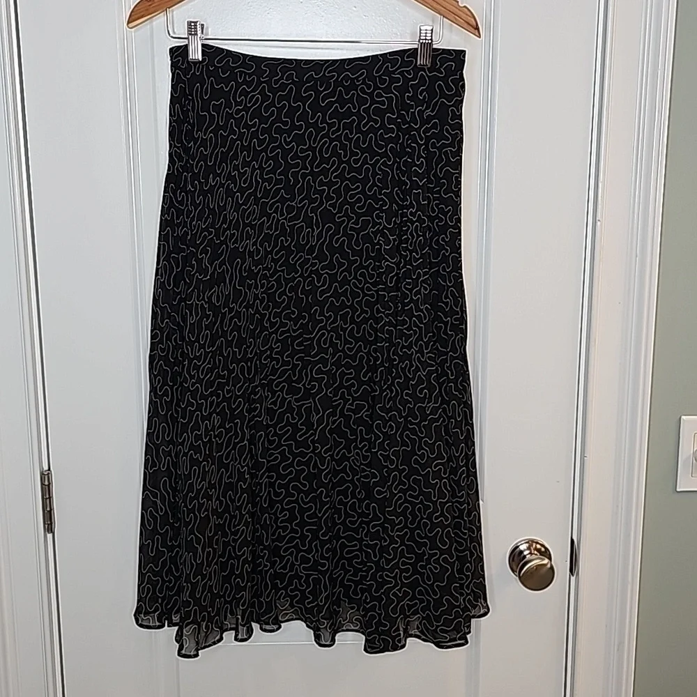 Club Monaco Black Pleated Claudia Chiffon Skirt - Size 8